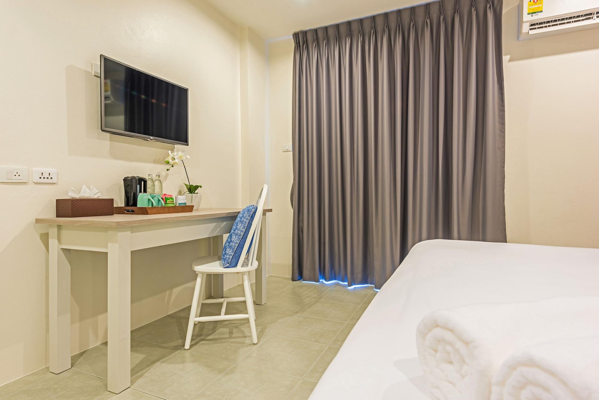 Recenta Phuket Suanluang Hotel Buitenkant foto