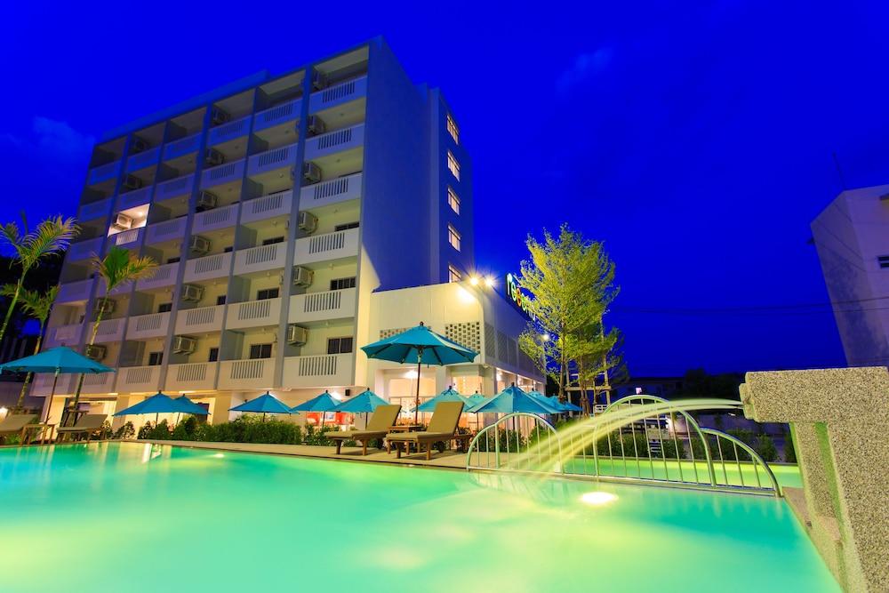 Recenta Phuket Suanluang Hotel Buitenkant foto