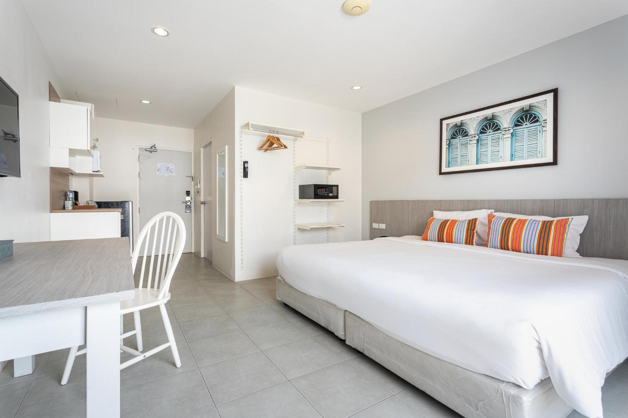 Recenta Phuket Suanluang Hotel Buitenkant foto