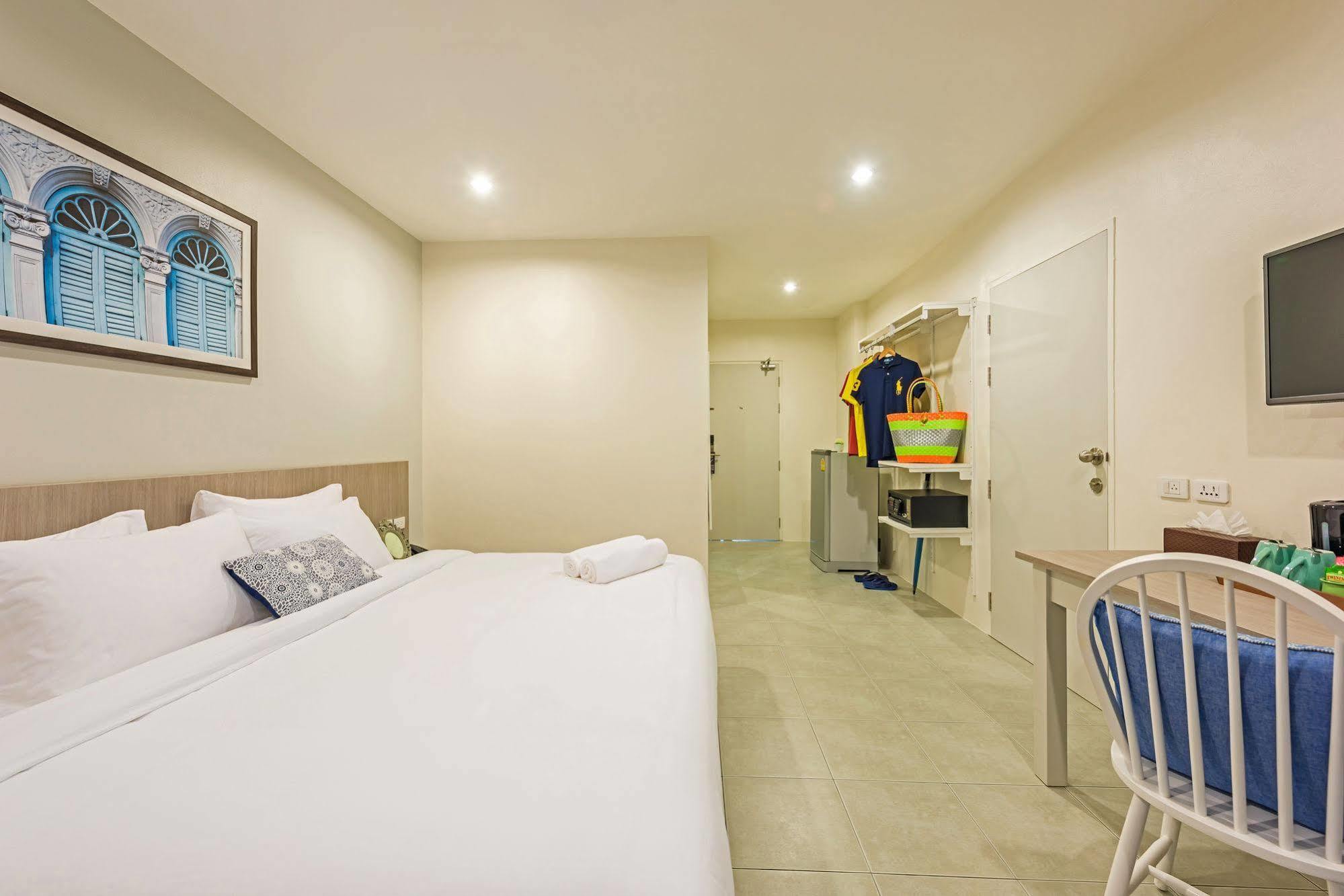 Recenta Phuket Suanluang Hotel Buitenkant foto
