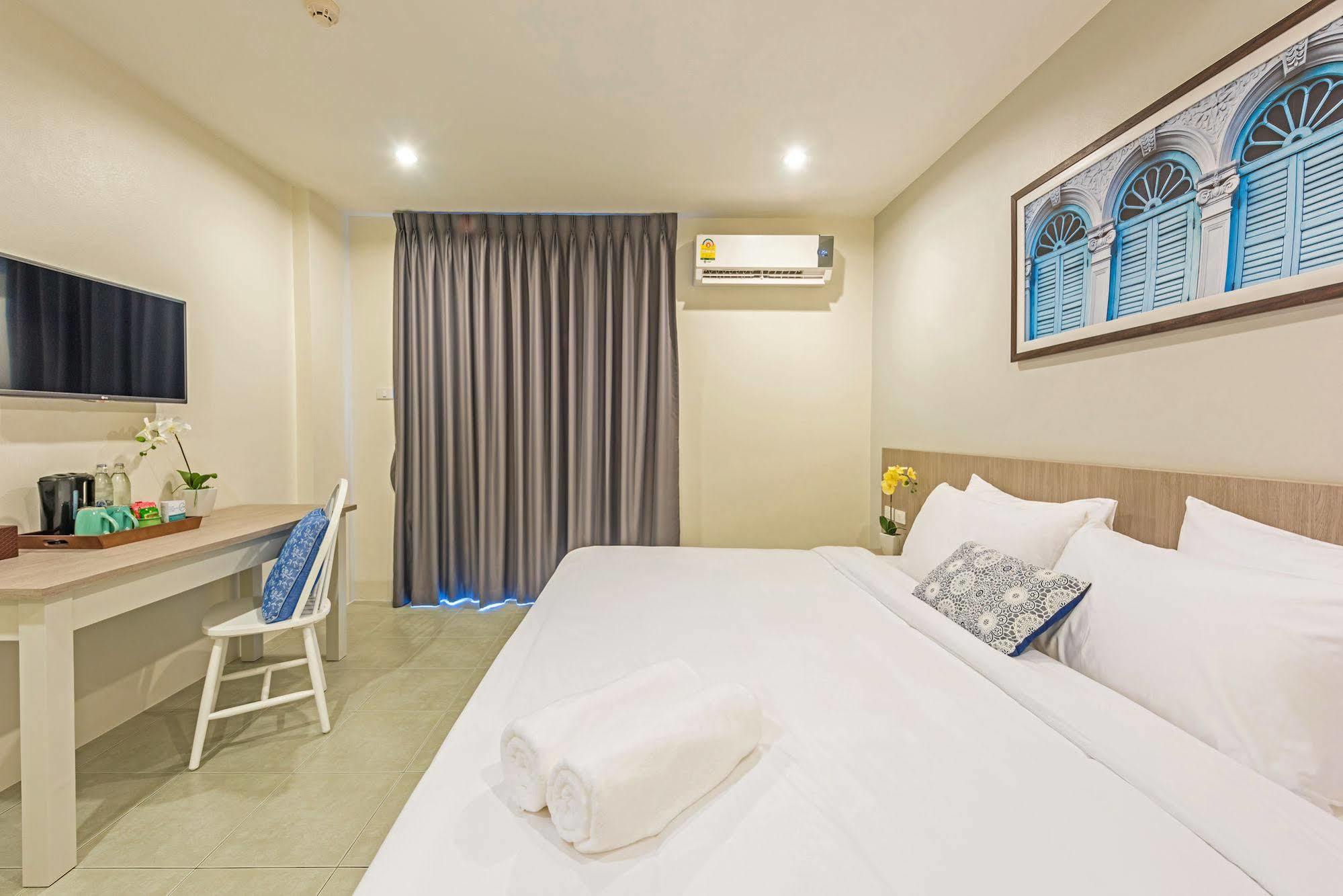 Recenta Phuket Suanluang Hotel Buitenkant foto