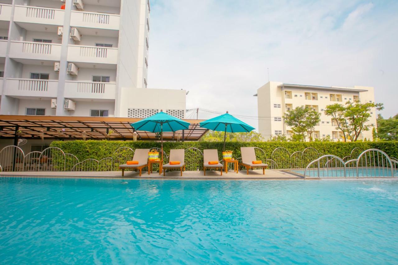 Recenta Phuket Suanluang Hotel Buitenkant foto