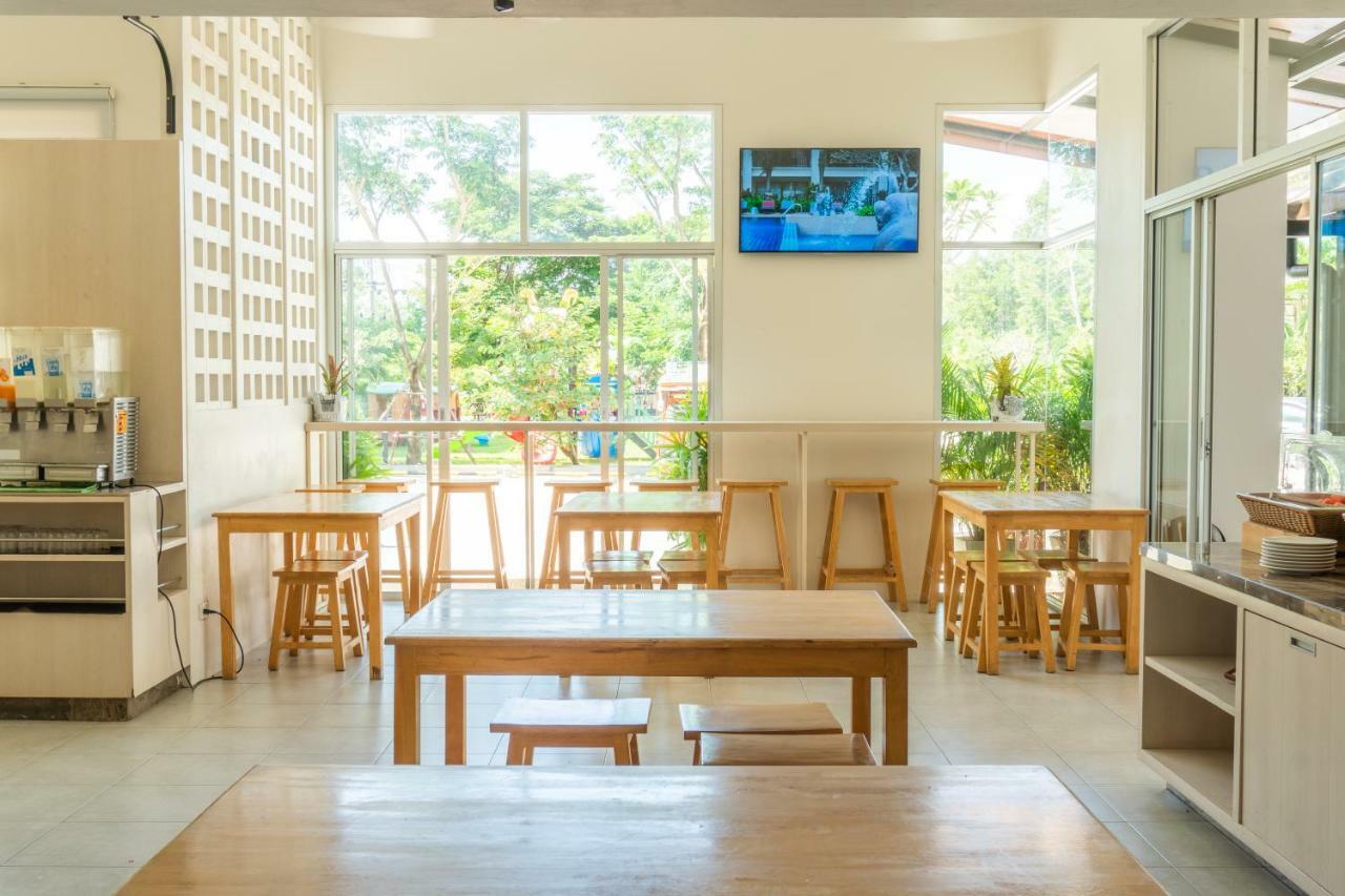 Recenta Phuket Suanluang Hotel Buitenkant foto