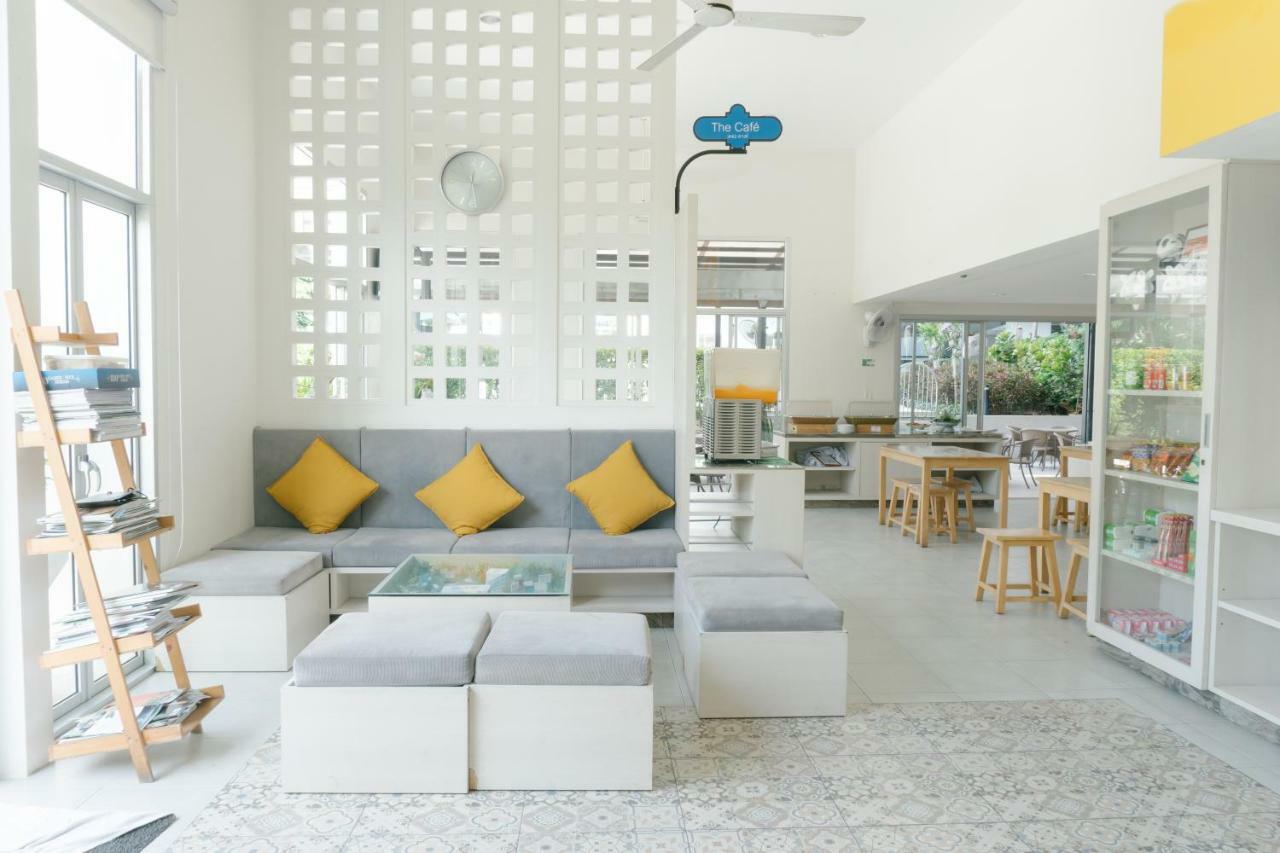 Recenta Phuket Suanluang Hotel Buitenkant foto